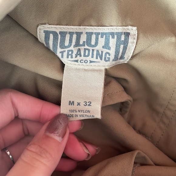 Deluth Trading Company cargo pants - Picture 3 of 3
